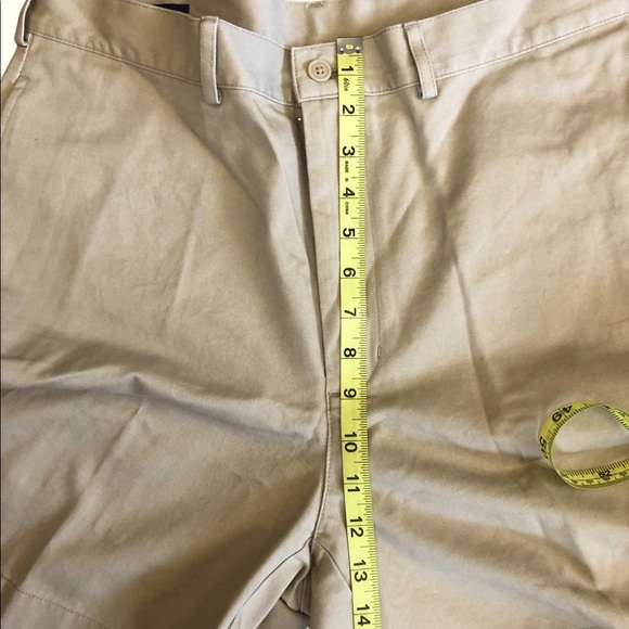 Lands End Khaki Flat Front 6” shorts size 34 - Picture 7 of 7